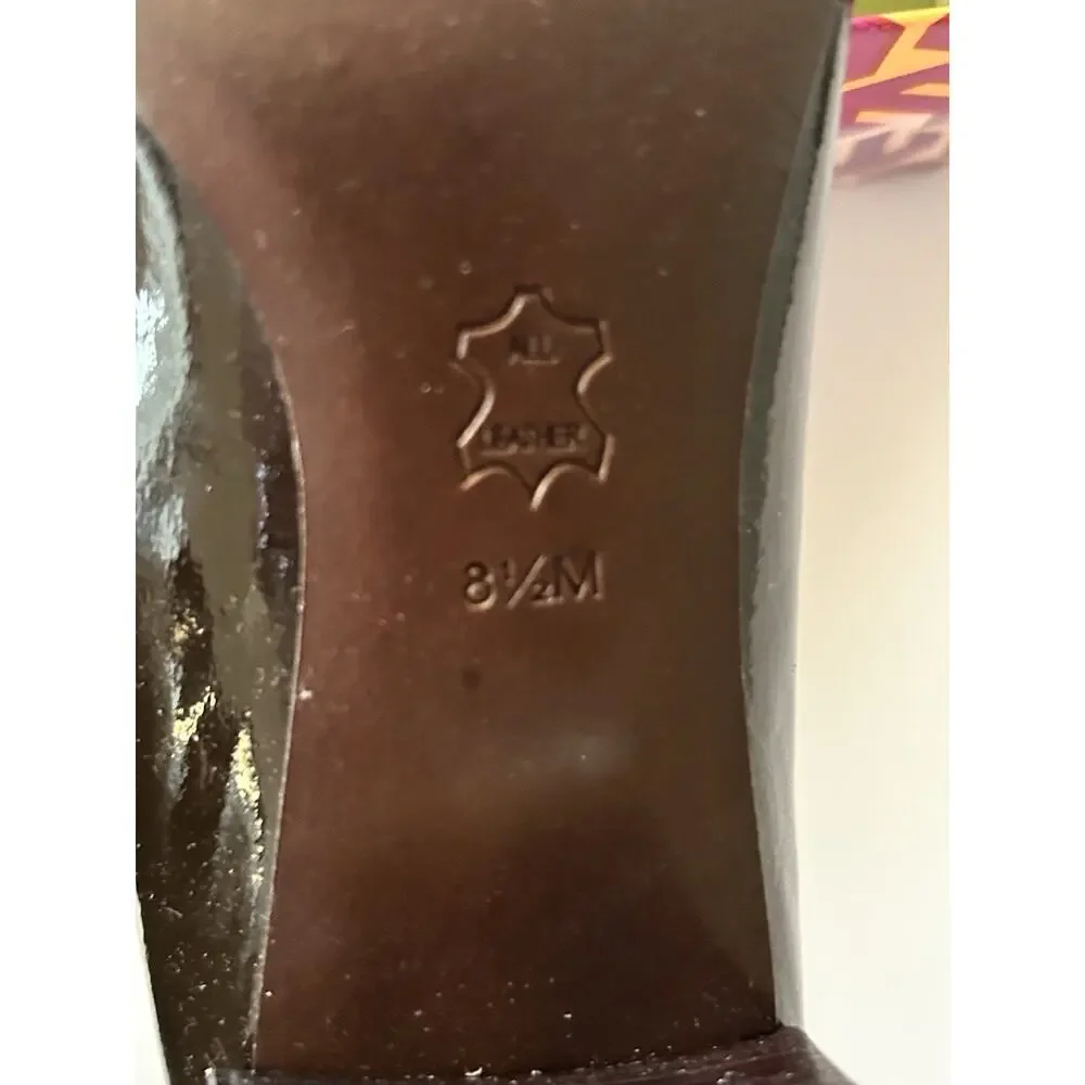 Tory Burch product pair